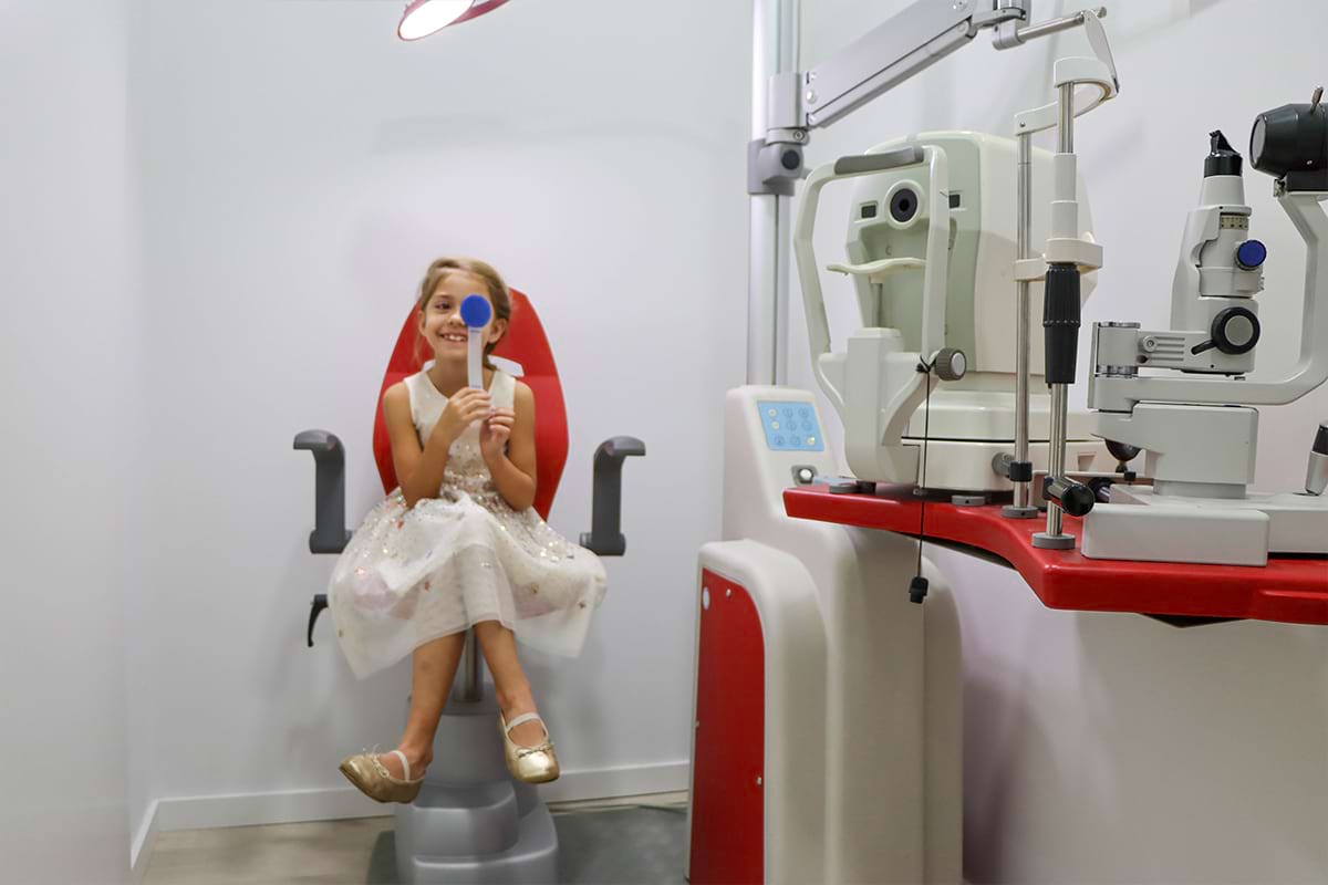 Controlo de miopia Óptica Funchal - ALAIN AFFLELOU FUNCHAL